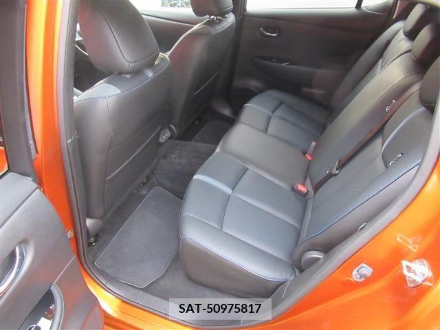 Nissan LEAF 2020-02 204497-6
