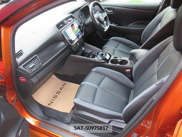 Nissan LEAF 2020-02 204497-5