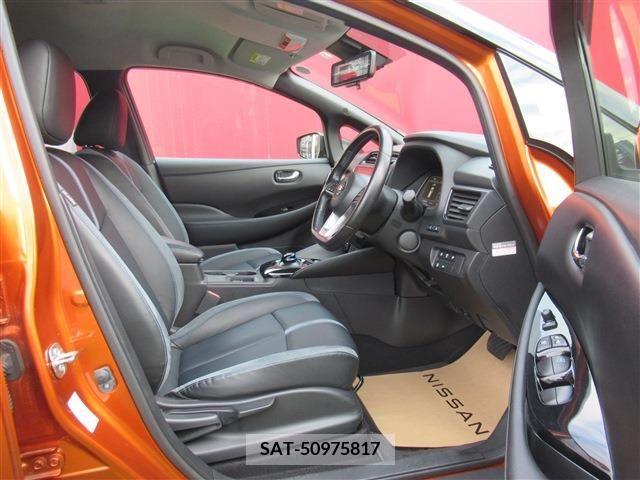 Nissan LEAF 2020-02 204497-3
