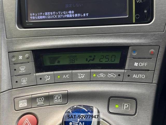 Toyota PRIUS 2015-04 378709-4