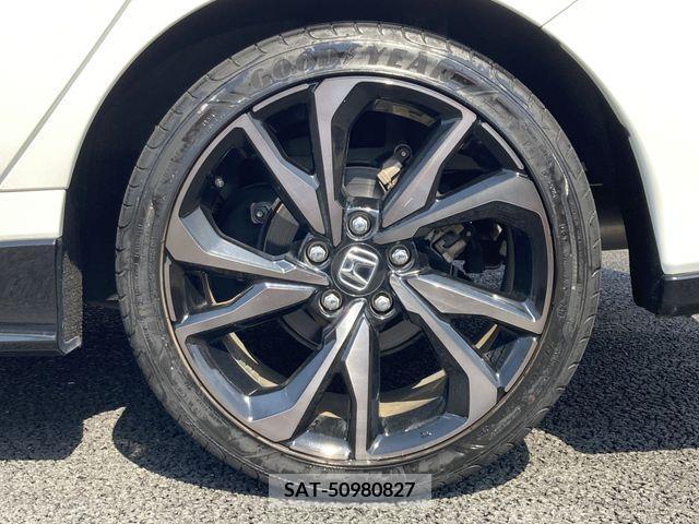 Honda CIVIC 2018-01 267103-10