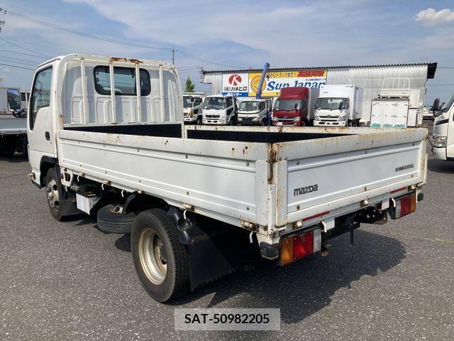 Mazda TITAN 2017-09 310884-3