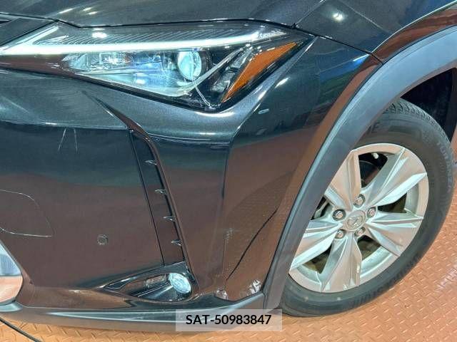 Lexus UX 2019-02 275900-12