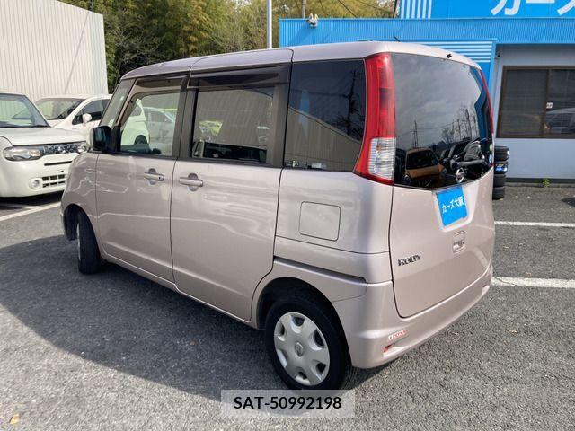 Nissan ROOX 2010-06 297954-3