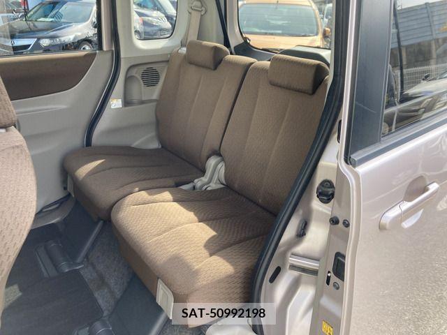 Nissan ROOX 2010-06 297954-6