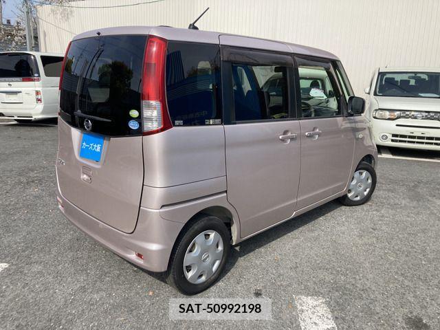 Nissan ROOX 2010-06 297954-2
