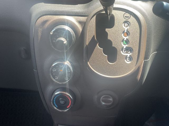 Toyota PORTE 2015-01 9751-17