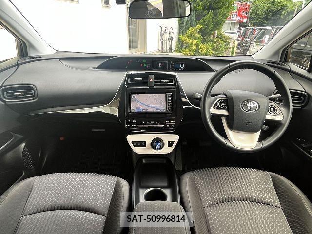 Toyota PRIUS 2017-05 346570-1