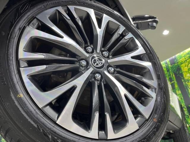 Toyota YARIS CROSS 2021-05 187886-13