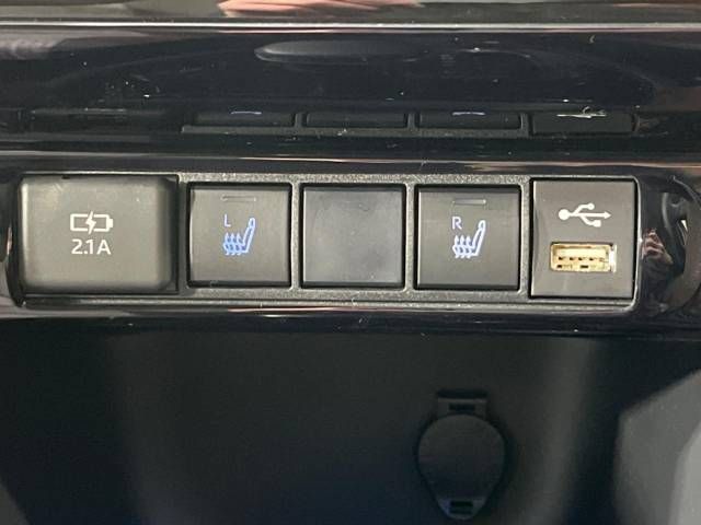 Toyota YARIS CROSS 2021-05 187886-7