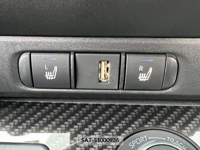 Toyota YARIS 2020-10 270776-7