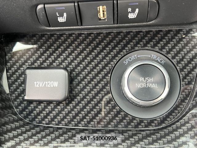 Toyota YARIS 2020-10 270776-8