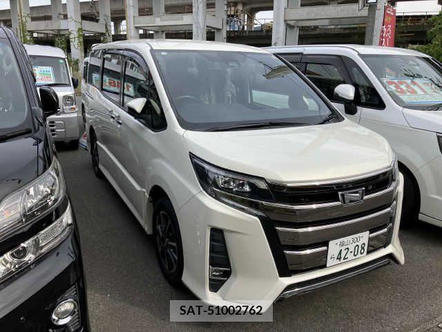 Toyota NOAH 2018-01 279551-0