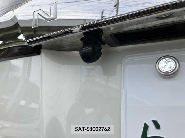 Toyota NOAH 2018-01 279551-8
