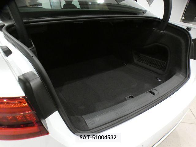Audi A4 2017-08 218116-6