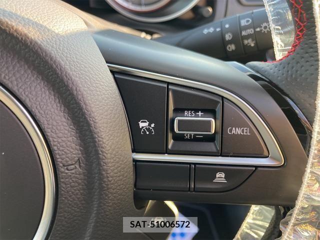 Suzuki SWIFT 2022-03 208607-8