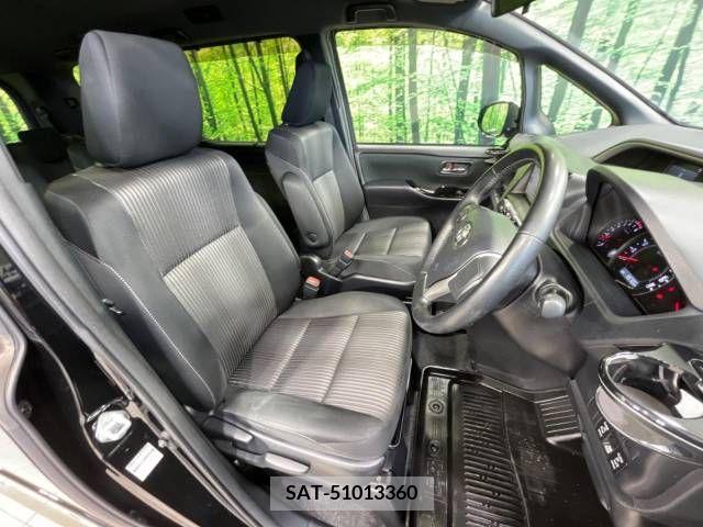 Toyota VOXY 2018-07 288972-8