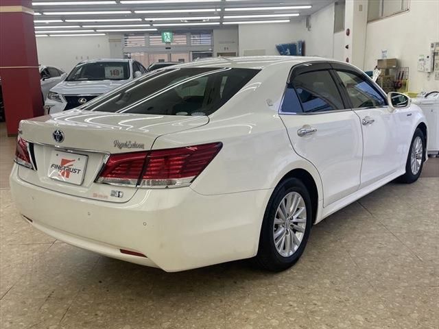 Toyota CROWN SEDAN 2016-10 27195-4