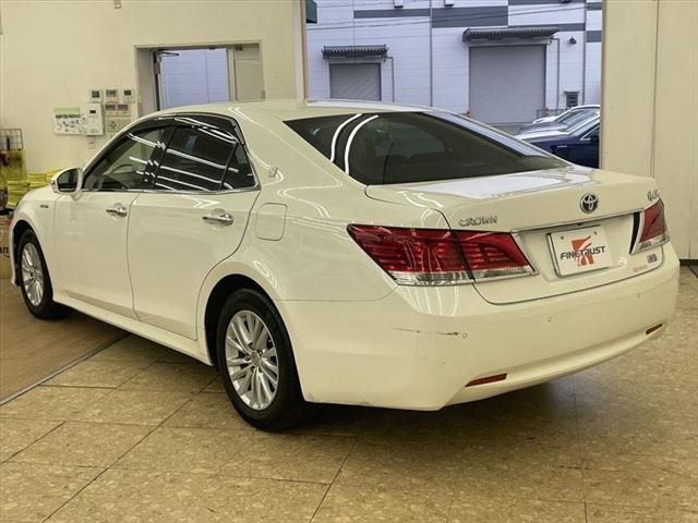 Toyota CROWN SEDAN 2016-10 27195-6