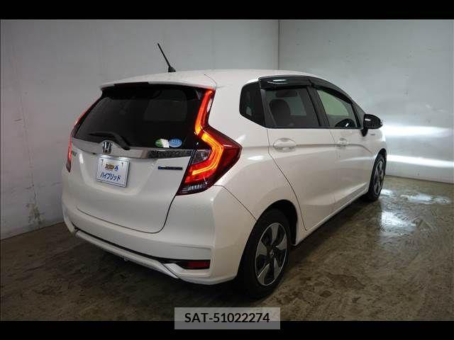 Honda FIT HYBRID 2017-08 374421-2