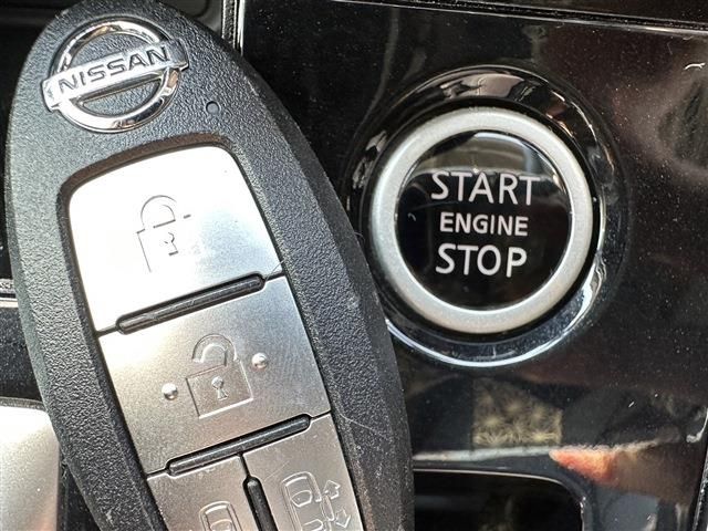 Nissan SERENA 2017-02 19411-12