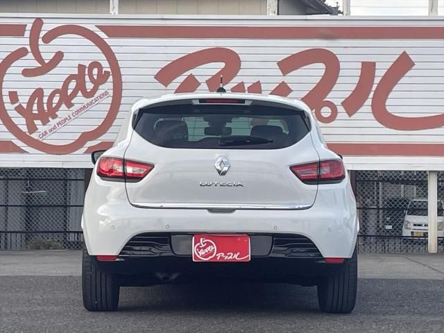Renault LUTECIA 2013-10 180906-2