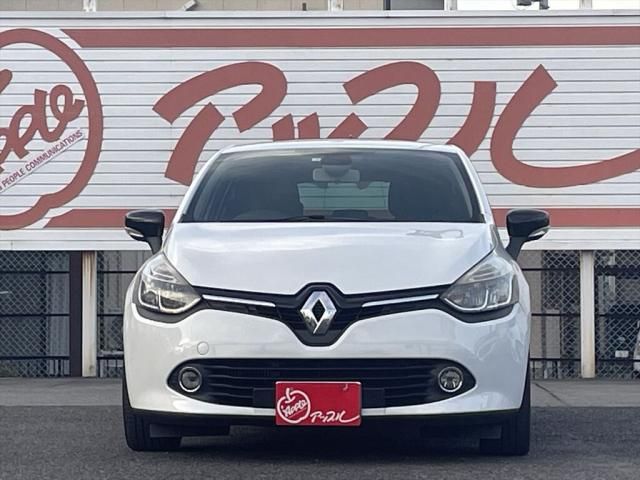 Renault LUTECIA 2013-10 180906-1