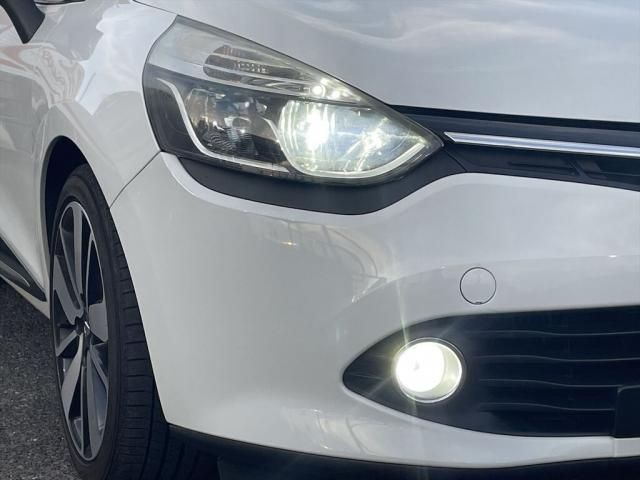 Renault LUTECIA 2013-10 180906-21