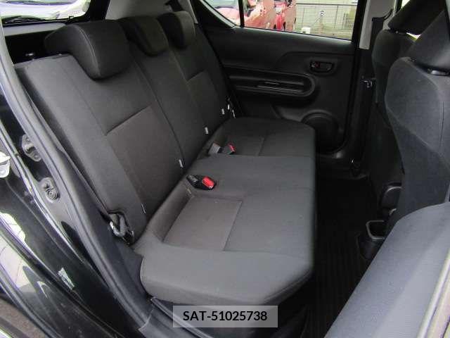 Toyota AQUA 2017-12 223994-18