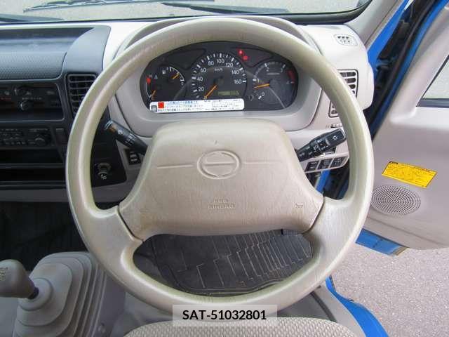 Hino DUTRO 2006-07 320373-8