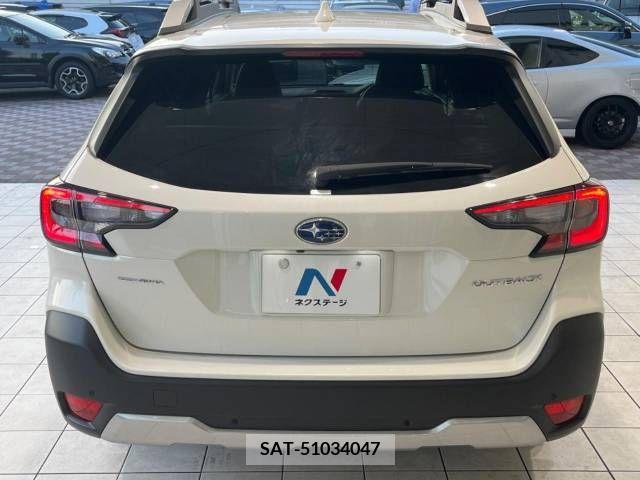 Subaru OUTBACK 2021-12 391753-17