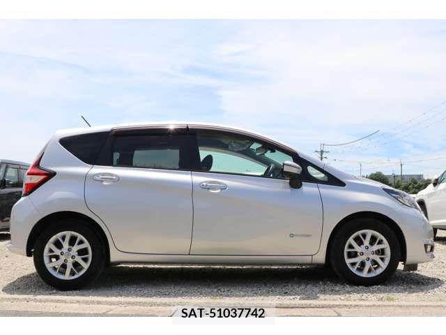 Nissan NOTE 2016-11 342258-11