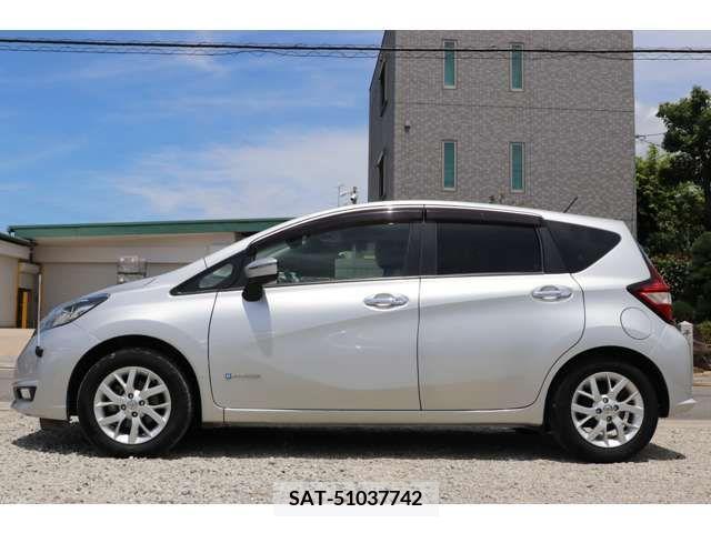Nissan NOTE 2016-11 342258-10