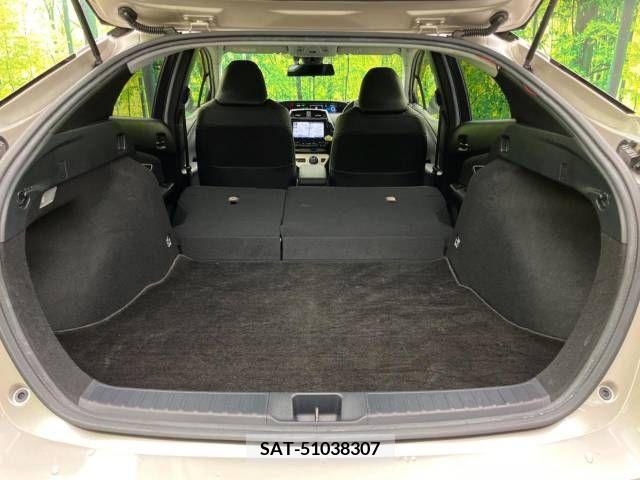 Toyota PRIUS 2016-01 229914-10