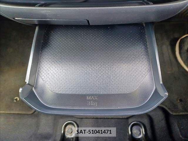 Mitsubishi EK X 2022-06 353835-13