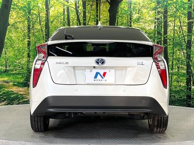 Toyota PRIUS 2018-10 187059-15