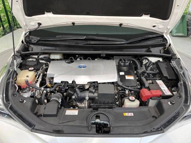 Toyota PRIUS 2018-10 187059-18