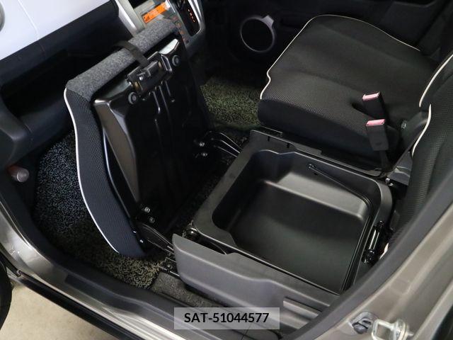 Suzuki HUSTLER 2014-06 396850-13
