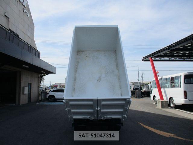 Mitsubishi CANTER 2016-06 200527-3