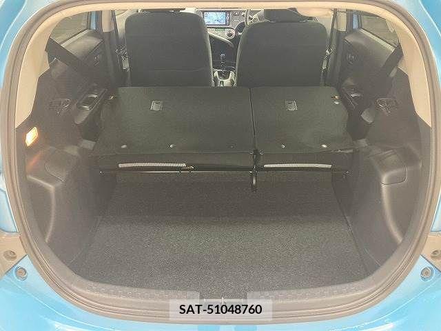 Toyota AQUA 2013-08 292178-19