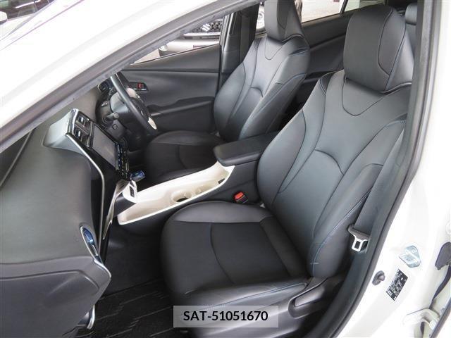 Toyota PRIUS 2017-07 205807-8