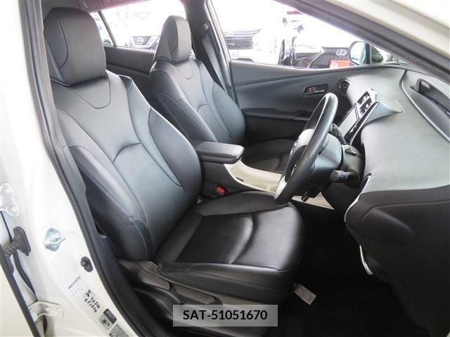 Toyota PRIUS 2017-07 205807-6