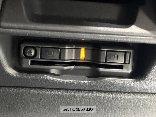 Mazda MX-30 2023-06 392538-8