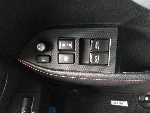 Subaru BRZ 2015-05 190209-24