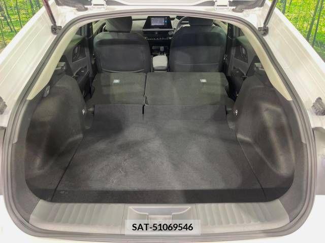 Toyota PRIUS 2023-03 281974-10