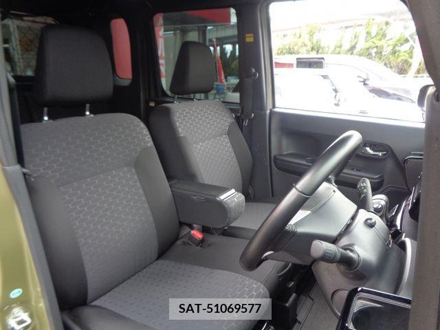Daihatsu WAKE 2018-04 241471-15