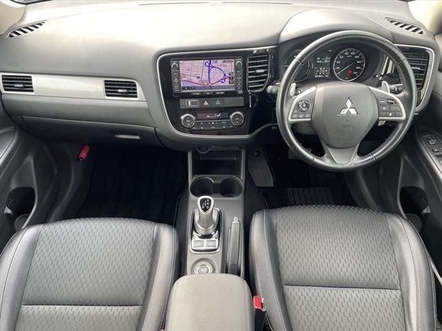 Mitsubishi OUTLANDER PHEV 2014-01 188718-18