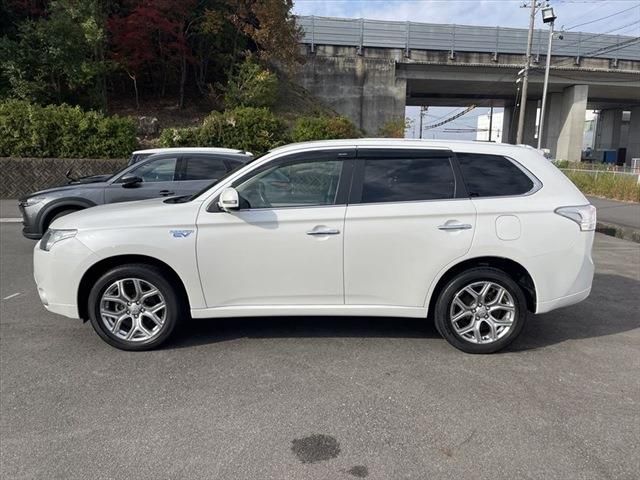 Mitsubishi OUTLANDER PHEV 2014-01 188718-7
