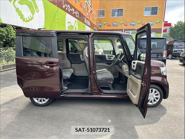 Honda N BOX 2018-02 306962-7