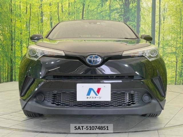 Toyota C-HR 2017-09 323008-14